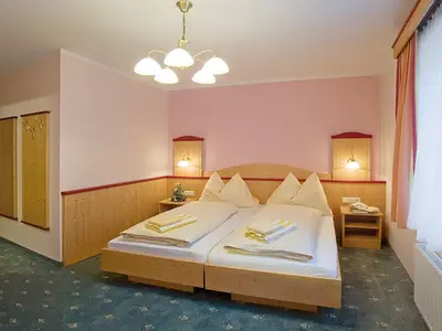 Doppelzimmer für 2 Personen in Inning 2/7