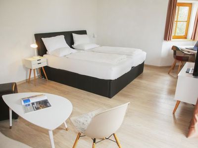 Doppelzimmer für 2 Personen (30 m²) in Innsbruck 3/10