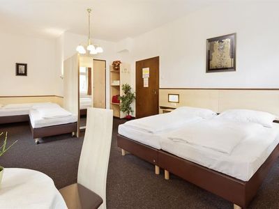 Doppelzimmer für 2 Personen in Innsbruck 10/10