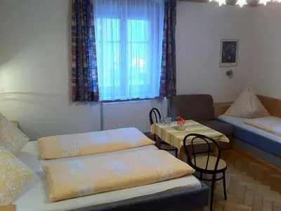 Doppelzimmer für 3 Personen in Innsbruck 9/10