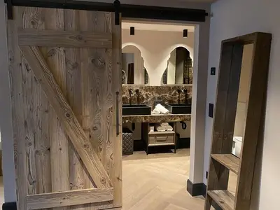 Doppelzimmer für 2 Personen (35 m²) in Innsbruck 6/10