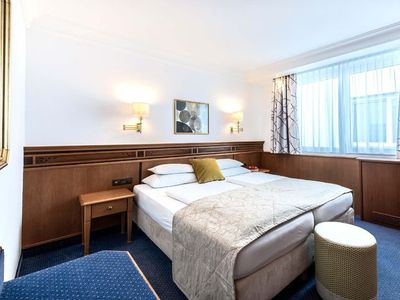 Doppelzimmer für 2 Personen (15 m²) in Innsbruck 6/7