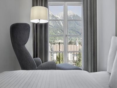 Doppelzimmer für 2 Personen in Innsbruck 8/10