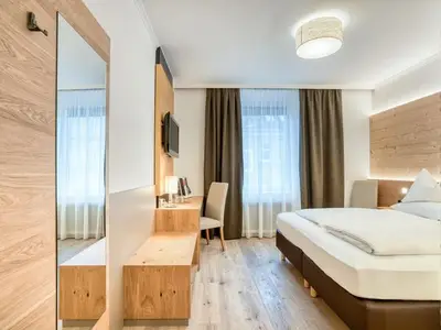 Doppelzimmer für 2 Personen in Innsbruck 6/10