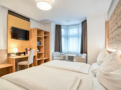Doppelzimmer für 2 Personen in Innsbruck 9/10