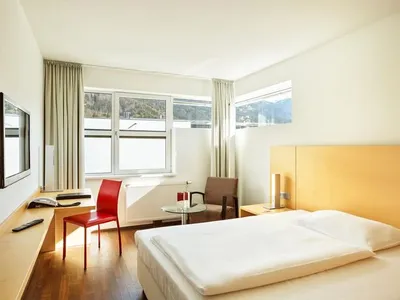 Doppelzimmer für 2 Personen (27 m²) in Innsbruck 8/10