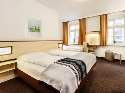 Doppelzimmer für 2 Personen in Innsbruck 10/10