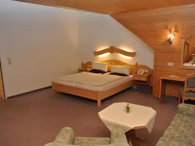 Doppelzimmer für 2 Personen (20 m²) in Igls 10/10