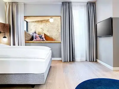 Doppelzimmer für 2 Personen (24 m²) in Innsbruck 8/10