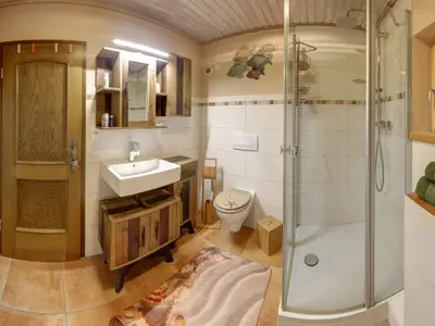 Bad Doppelzimmer Nr. 1