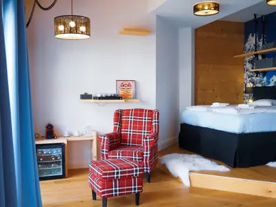 Deluxe Zimmer mit Kingsize-Bett und Balkon