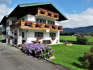 15223042-Doppelzimmer-2-Inzell-300x225-3