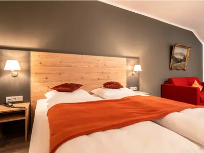 Beispiel Doppelzimmer Komfort mit Dusche/WC, Balkon oder Terrasse