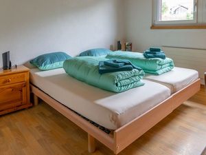 23876259-Doppelzimmer-2-Jenaz-300x225-1