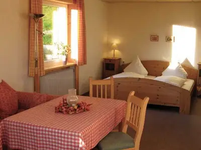 Doppelzimmer für 2 Personen in Jungholz 3/10