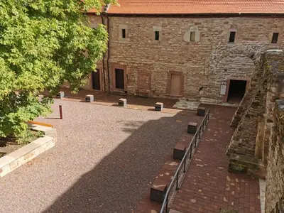 Doppelzimmer für 2 Personen (16 m²) in Kaiserpfalz 8/10