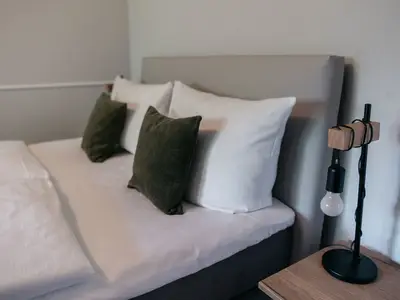 Doppelzimmer für 2 Personen (18 m²) in Kappeln 1/2