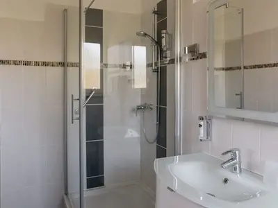 Doppelzimmer für 3 Personen (28 m²) in Kappeln 10/10