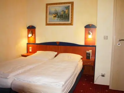 Doppelzimmer für 2 Personen (18 m²) in Karlshagen 10/10