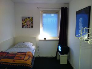 19122192-Doppelzimmer-2-Kassel-300x225-4