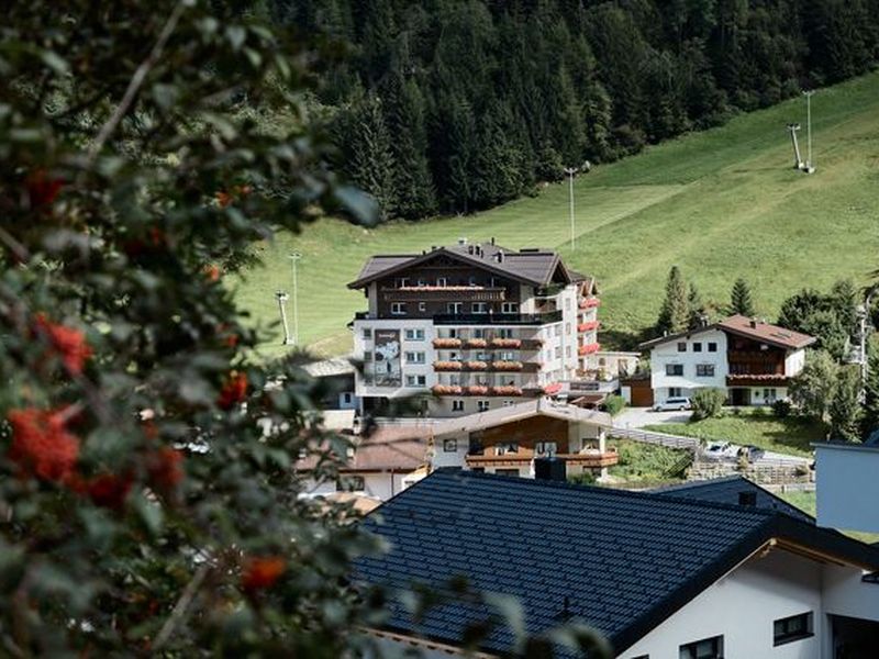 23518617-Doppelzimmer-2-Kaunertal-800x600-1