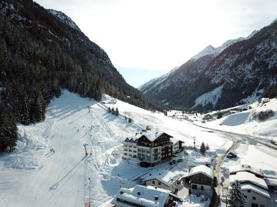 Doppelzimmer für 2 Personen (30 m²) in Kaunertal 3/10