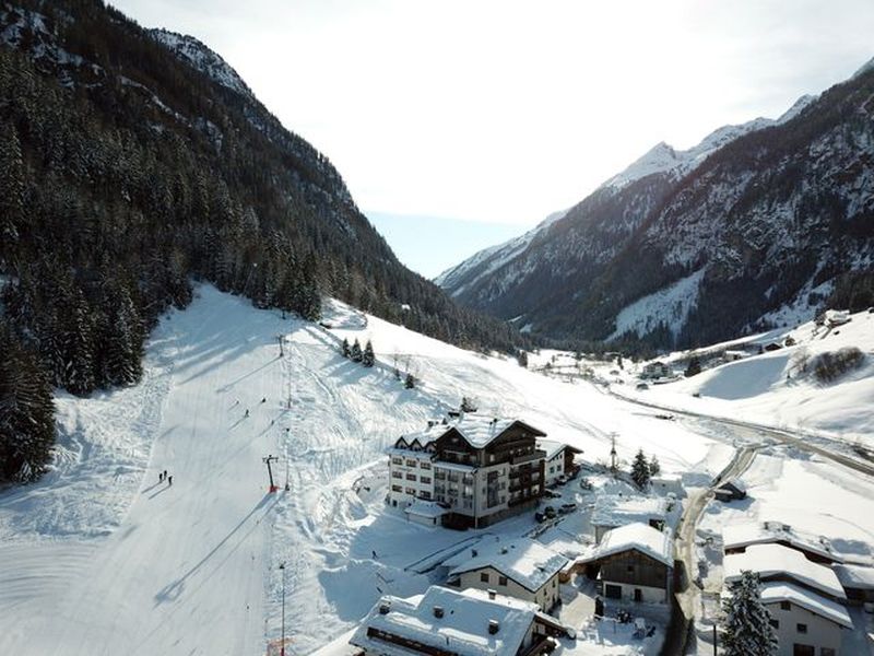 23518617-Doppelzimmer-2-Kaunertal-800x600-2