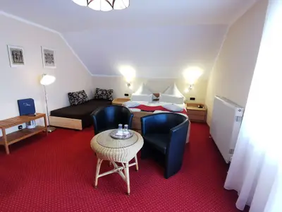 Doppelzimmer für 3 Personen (22 m²) in Kelheim 2/5