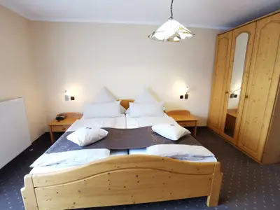 Doppelzimmer für 2 Personen (18 m²) in Kelheim 3/4