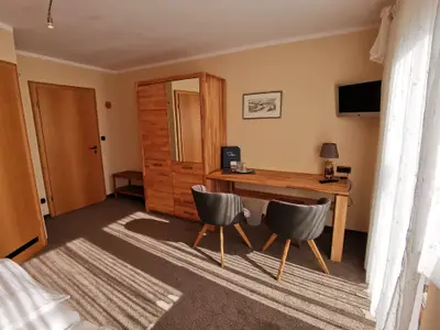 Doppelzimmer für 2 Personen (18 m²) in Kelheim 2/8