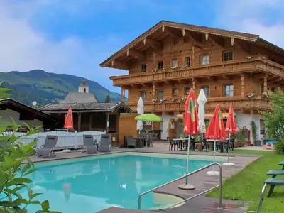 Doppelzimmer für 2 Personen (16 m²) in Kirchberg in Tirol 1/10