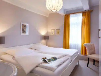 Doppelzimmer für 2 Personen (18 m²) in Kirchhundem 8/9