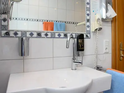 Doppelzimmer für 2 Personen in Kirchhundem 6/10