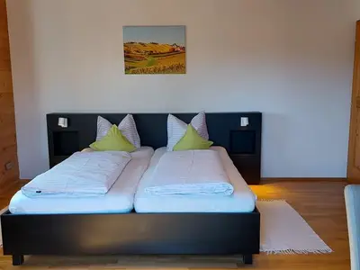 Doppelzimmer für 3 Personen (20 m²) in Klöch 10/10