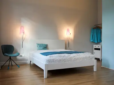 Doppelzimmer für 2 Personen (22 m²) in Köln 3/10
