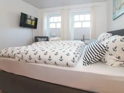 Doppelzimmer für 2 Personen (25 m²) in Krummhörn Greetsiel 3/6
