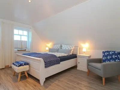 Doppelzimmer für 2 Personen (30 m²) in Krummhörn Greetsiel 1/6