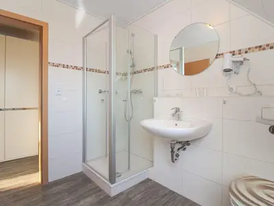 Doppelzimmer für 2 Personen (28 m²) in Krummhörn Greetsiel 7/7