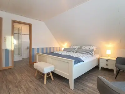 Doppelzimmer für 2 Personen (25 m²) in Krummhörn Greetsiel 2/7