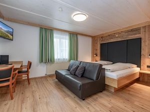 21659527-Doppelzimmer-2-Kühweg-300x225-3