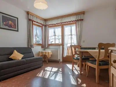 Doppelzimmer für 2 Personen (35 m²) in Tröpolach 8/10