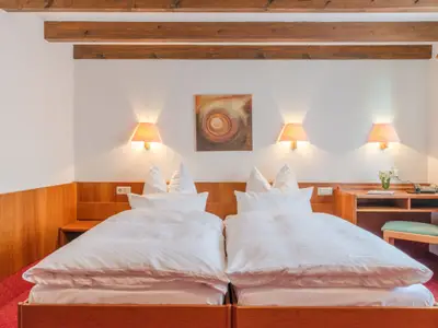 Doppelzimmer für 2 Personen in Kusterdingen 2/8