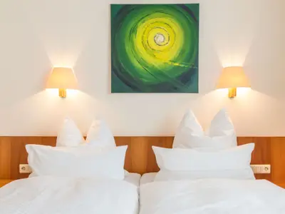 Doppelzimmer für 2 Personen in Kusterdingen 3/8