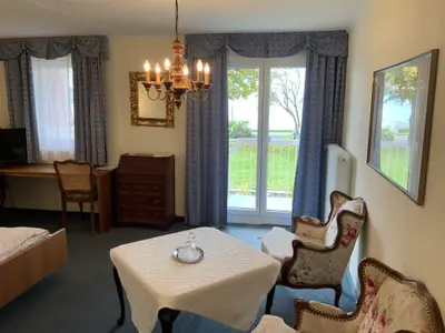 Zimmer 16