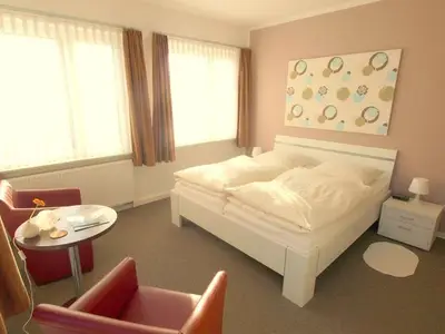 Doppelzimmer für 2 Personen (14 m²) in Langeoog 3/10