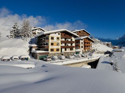 Doppelzimmer für 3 Personen (30 m²) in Lech am Arlberg 1/10