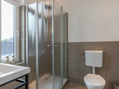 Doppelzimmer für 2 Personen (11 m²) in Leer 8/9