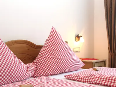 Doppelzimmer für 3 Personen in Lennestadt 2/10