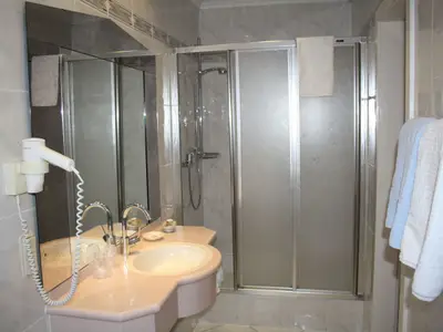 Doppelzimmer für 2 Personen (24 m²) in Lennestadt 9/10