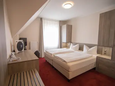 Doppelzimmer für 2 Personen (23 m²) in Lingen 1/3